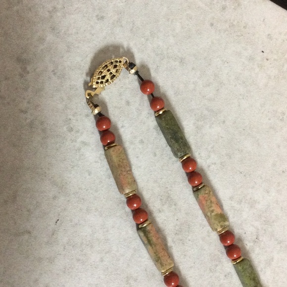Unakite Jasper bead necklace - Picture 6 of 7